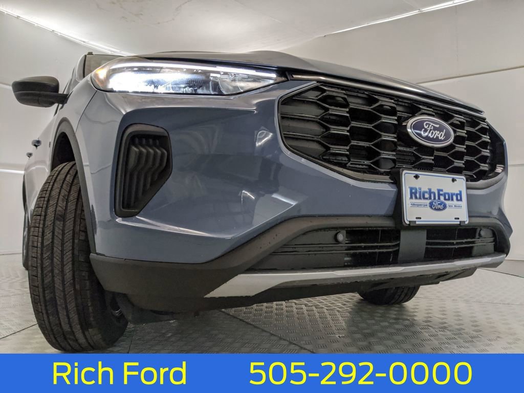 New 2026 Ford Escape ST-Line w/ Tech Pack #1 image 28