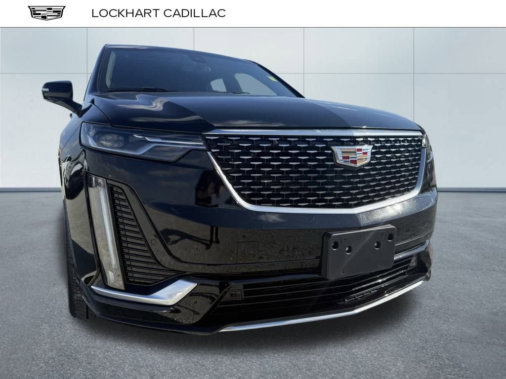 Certified 2025 Cadillac XT6 Premium Luxury image 8