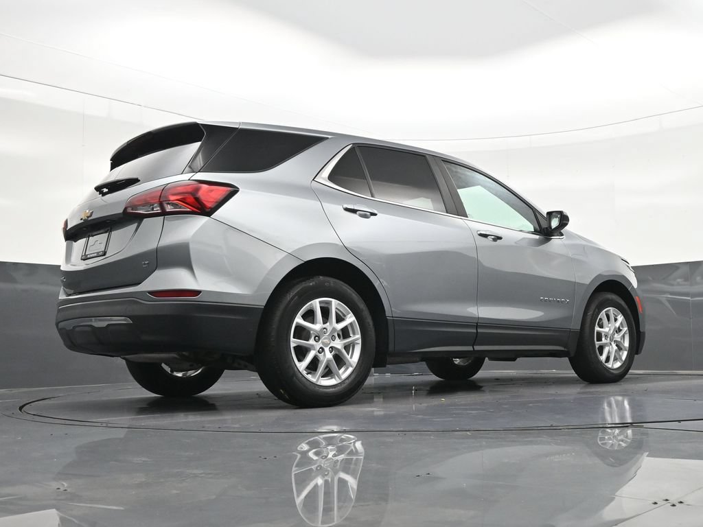Used 2023 Chevrolet Equinox LT FWD image 28