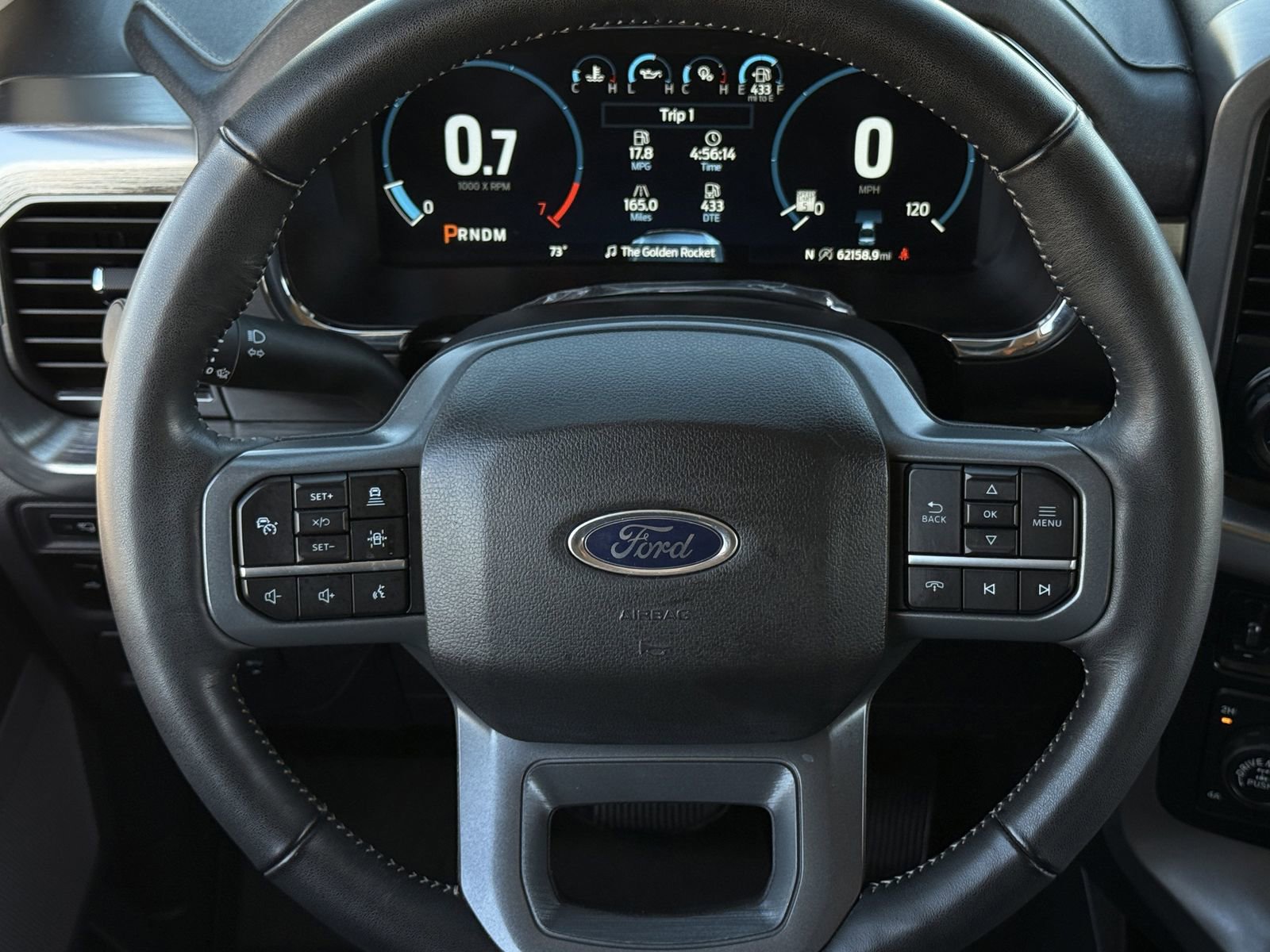 Used 2023 Ford F150 Lariat w/ Trailer Tow Package image 14