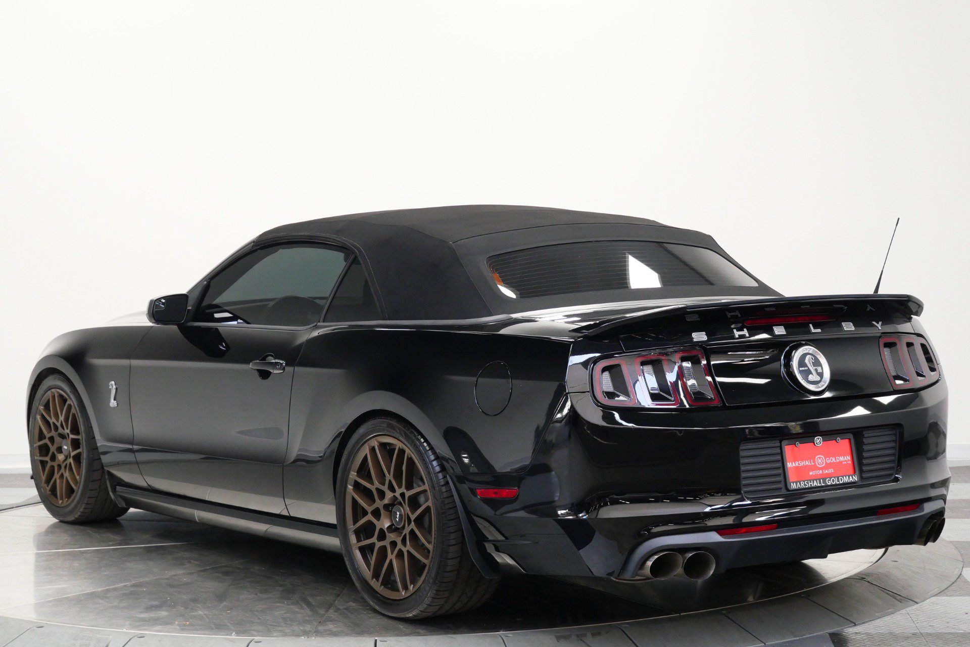 Used 2013 Ford Mustang Shelby GT500 RWD image 7