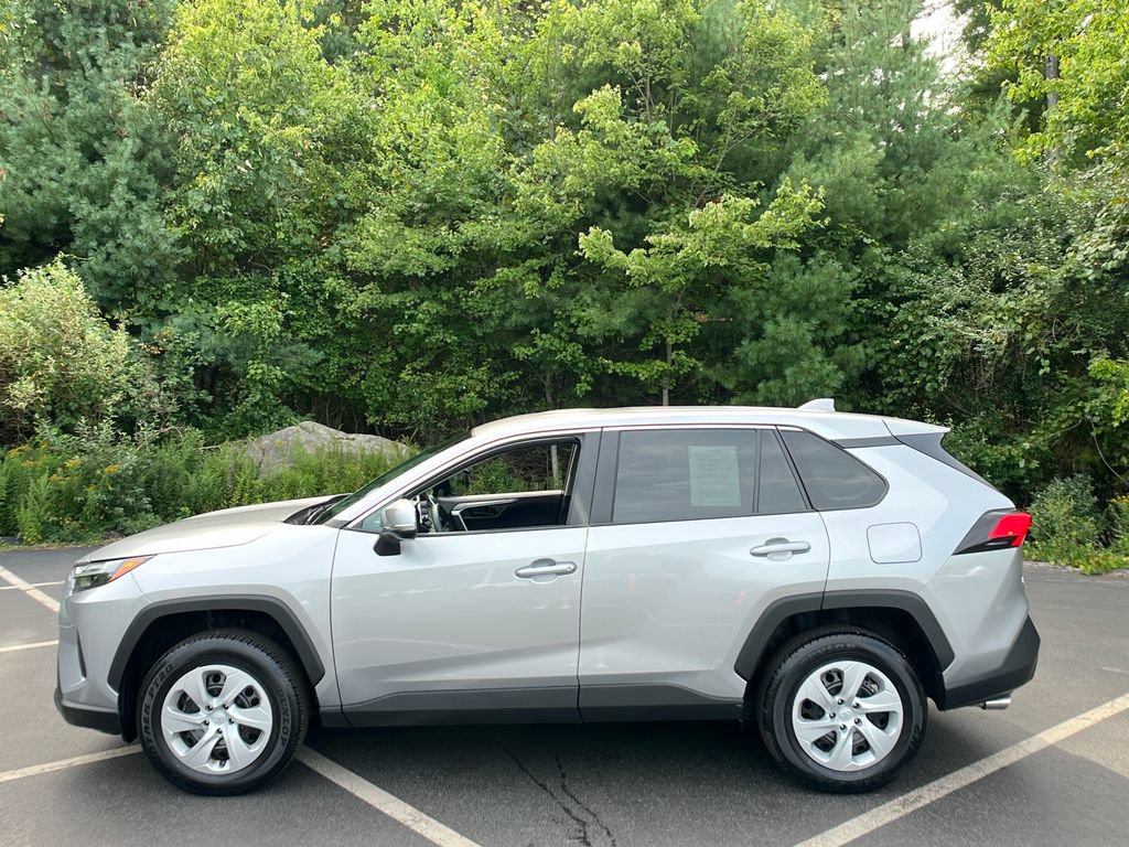 Used 2025 Toyota RAV4 LE AWD/4WD video 2