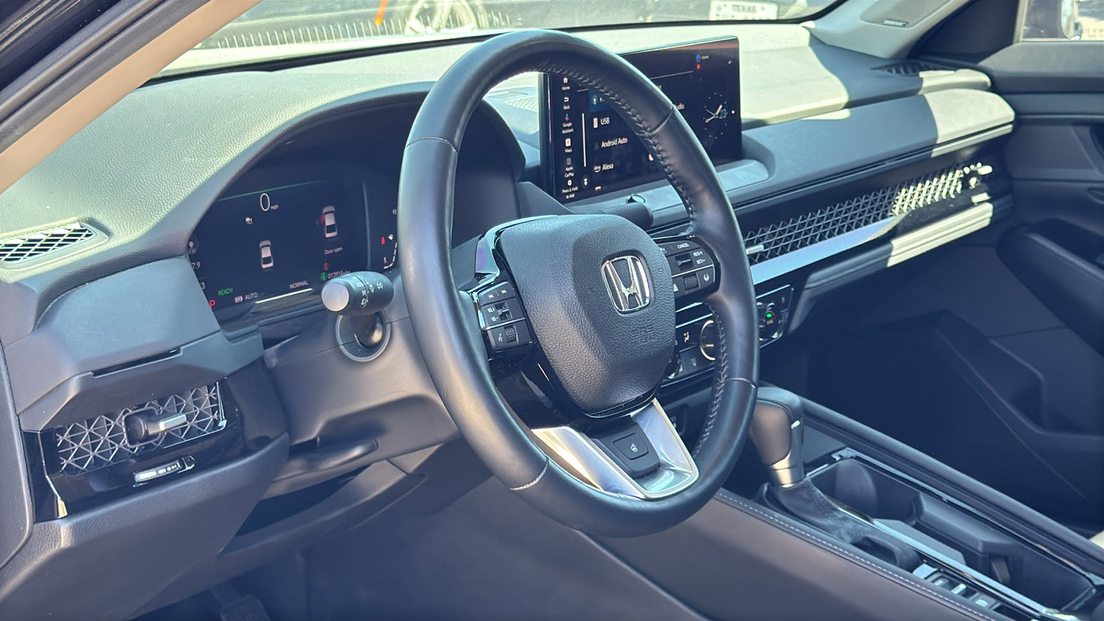 Used 2025 Honda Accord Touring image 10