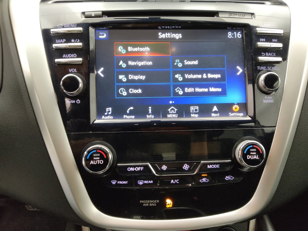 Used 2018 Nissan Murano S image 25