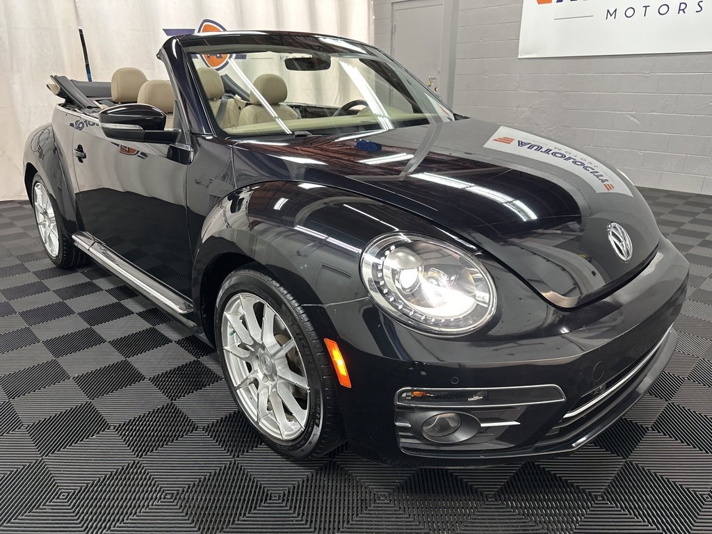Used 2019 Volkswagen Beetle 2.0T Final Edition SEL image 12