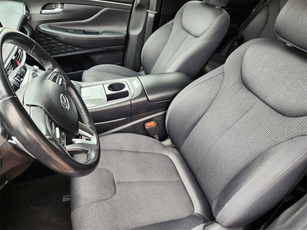 Used 2023 Hyundai Santa Fe SEL image 5