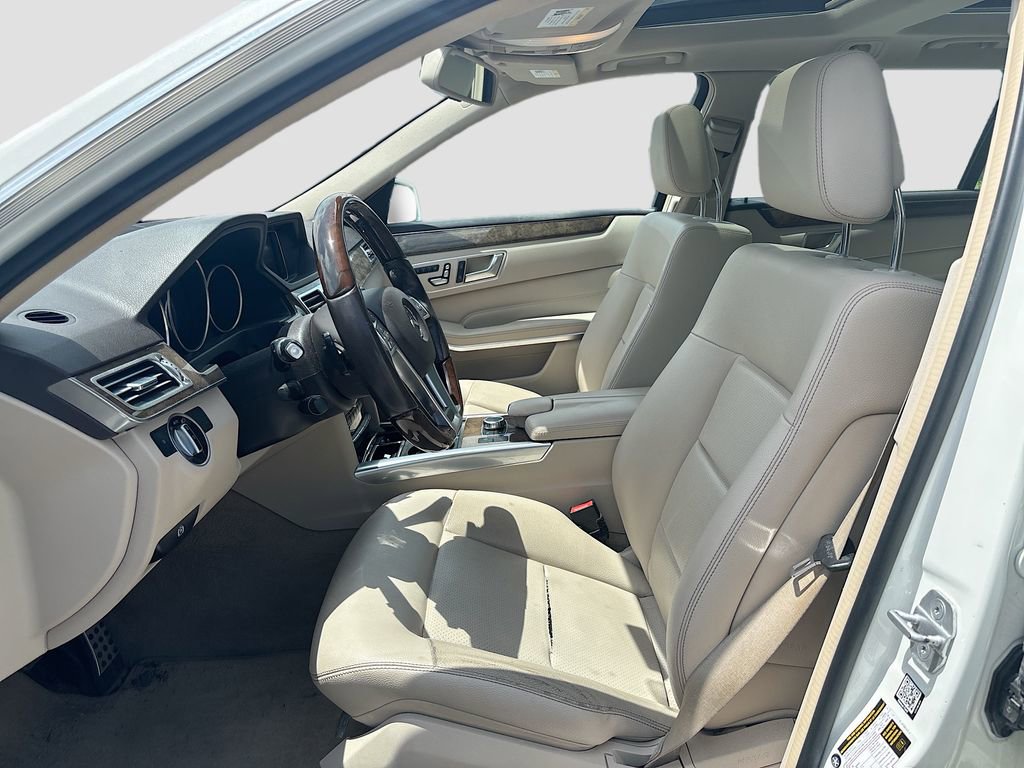 Used 2016 Mercedes-Benz E 350 4MATIC Wagon image 32