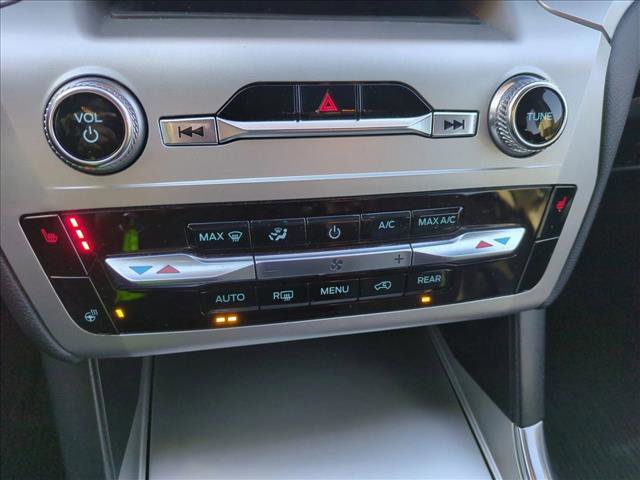 Used 2022 Ford Explorer XLT w/ Equipment Group 202A image 13