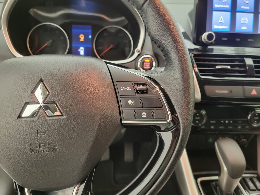 Used 2025 Mitsubishi Eclipse Cross SE image 8