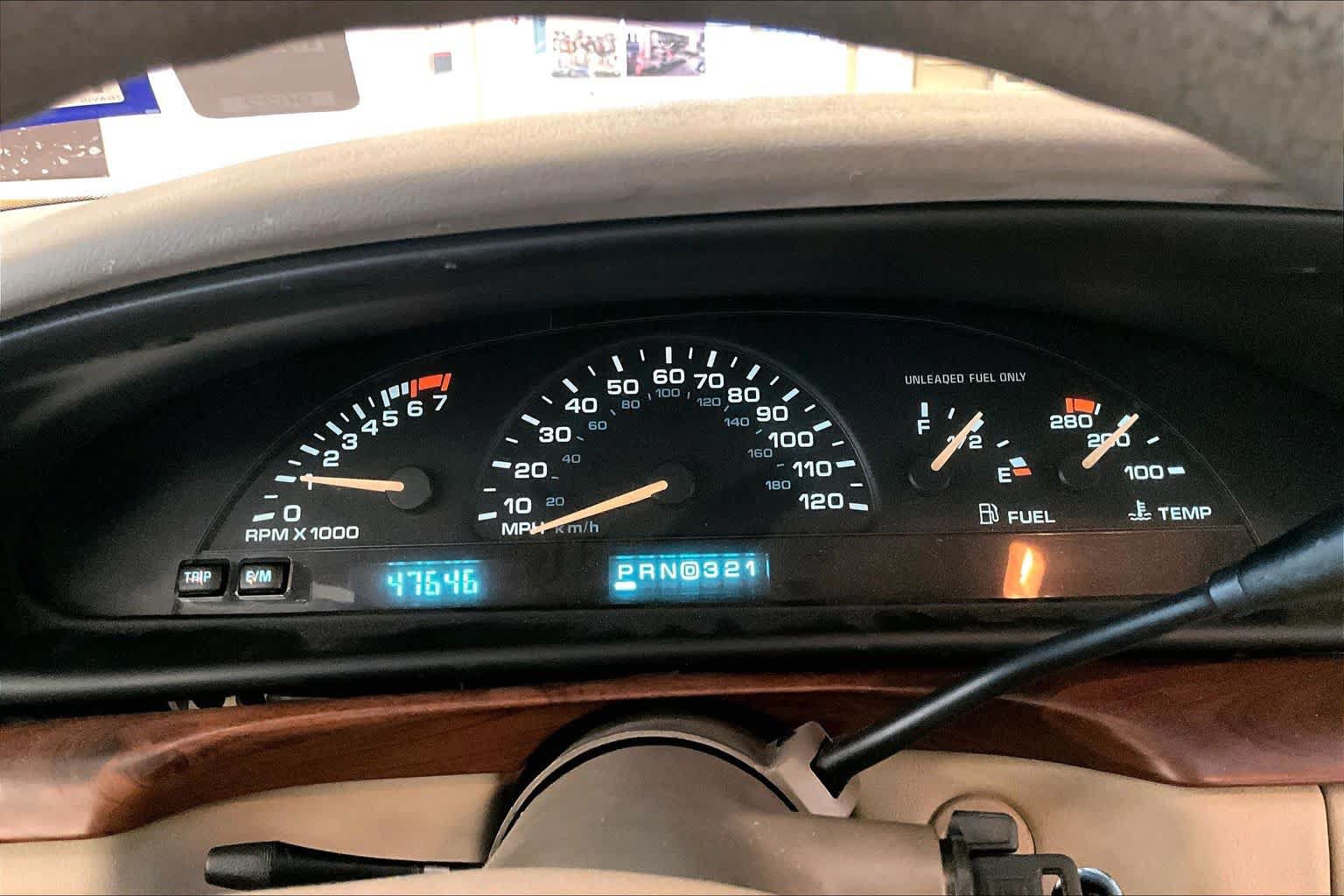 Used 1999 Oldsmobile 88 FWD image 24