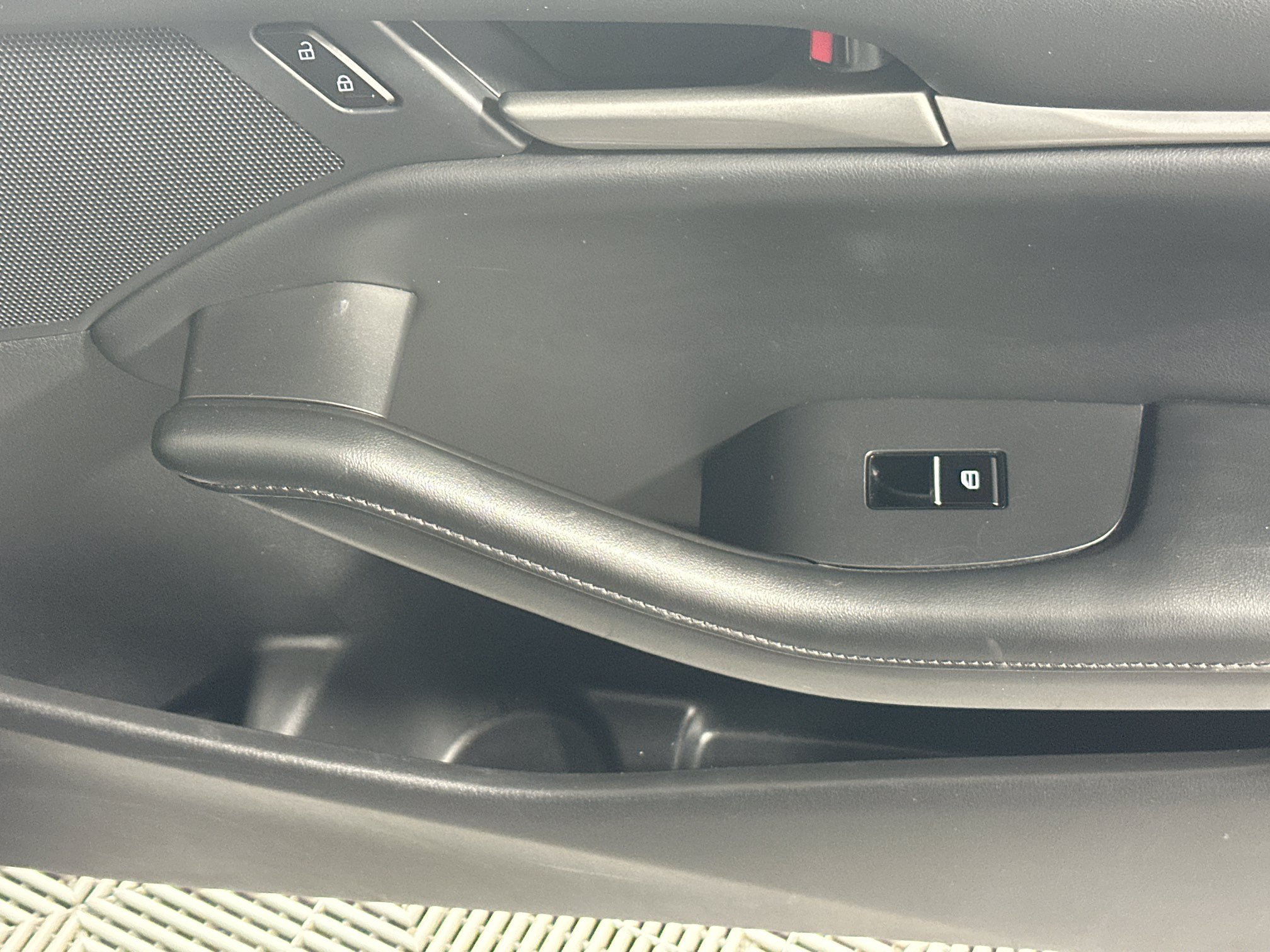 Used 2021 MAZDA MAZDA3 s FWD image 29
