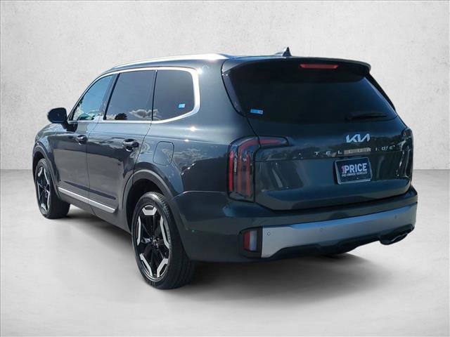 Used 2023 Kia Telluride EX w/ EX Captain's Chair Package FWD image 8