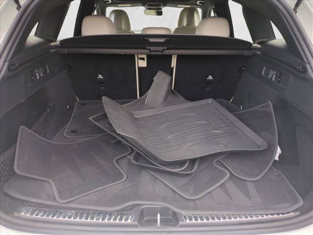 Used 2024 Mercedes-Benz GLC 300 4MATIC image 6