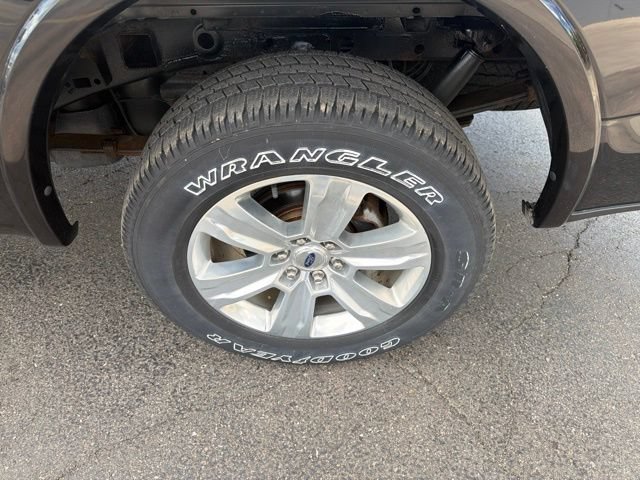 Used 2018 Ford F150 Platinum AWD/4WD image 13