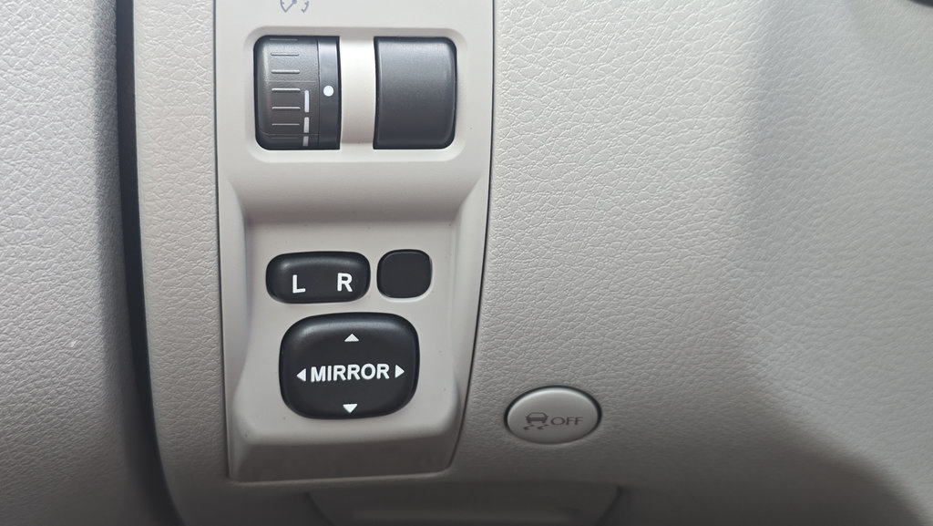 Used 2011 Subaru Forester 2.5X Premium w/ All-Weather Pkg AWD/4WD image 19