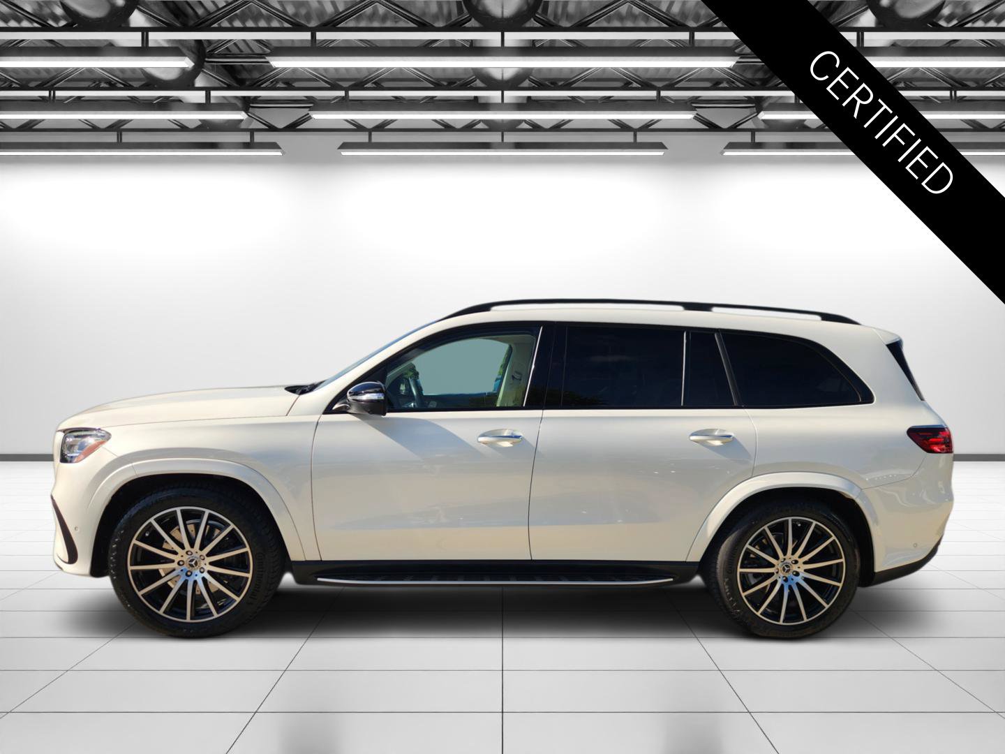 Used 2024 Mercedes-Benz GLS 580 4MATIC image 6