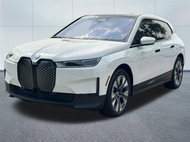 Certified 2025 BMW iX xDrive50 w/ Convenience Package AWD/4WD image 10