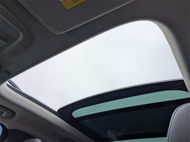 New 2024 Volvo XC90 B5 Plus w/ Protection Package Premier image 15