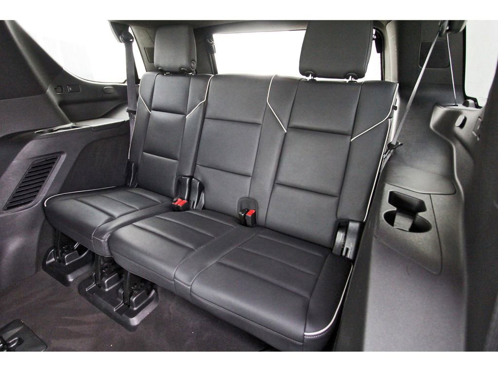 Certified 2024 Cadillac Escalade Sport image 13