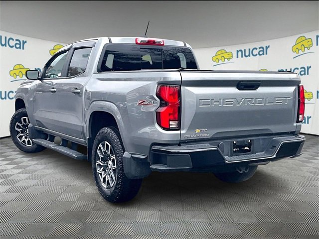 Used 2024 Chevrolet Colorado Z71 image 2
