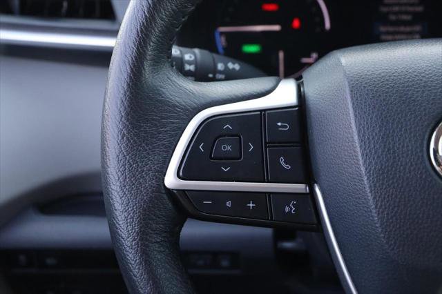 Certified 2024 Toyota Sienna XLE image 14