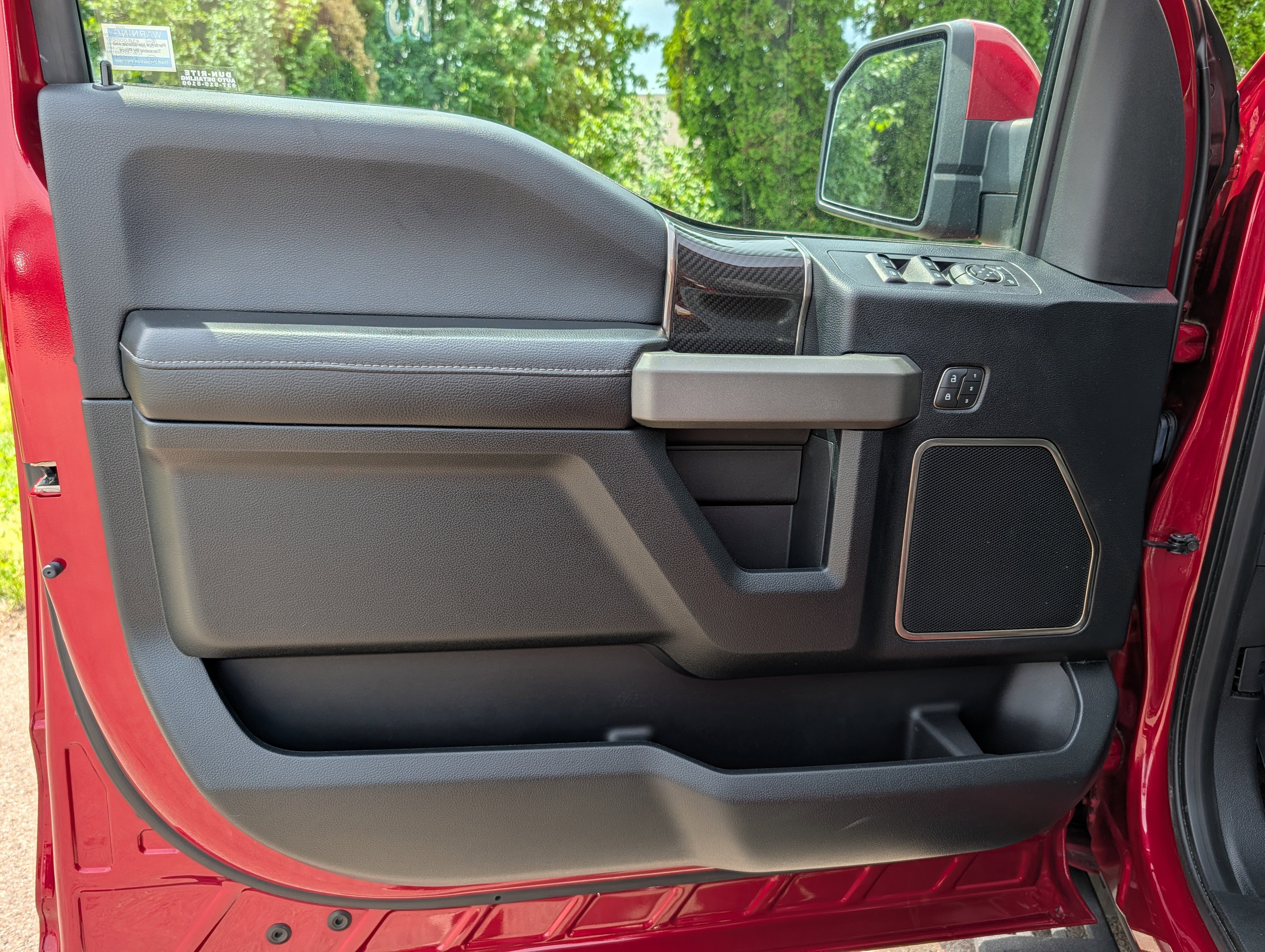 Used 2018 Ford F150 Raptor w/ Equipment Group 802A Luxury AWD/4WD image 37