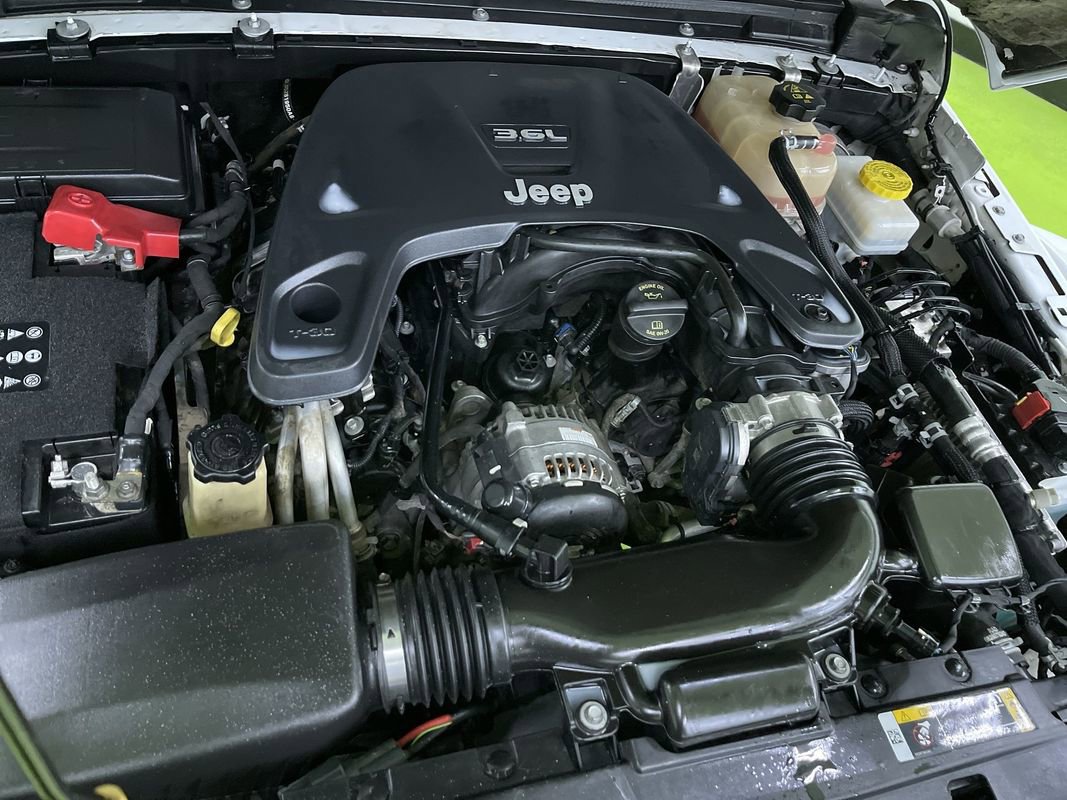 Used 2018 Jeep Wrangler Unlimited Rubicon image 29