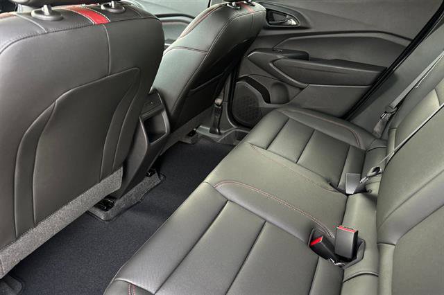 New 2026 Chevrolet Trax RS w/ Sunroof Package image 13