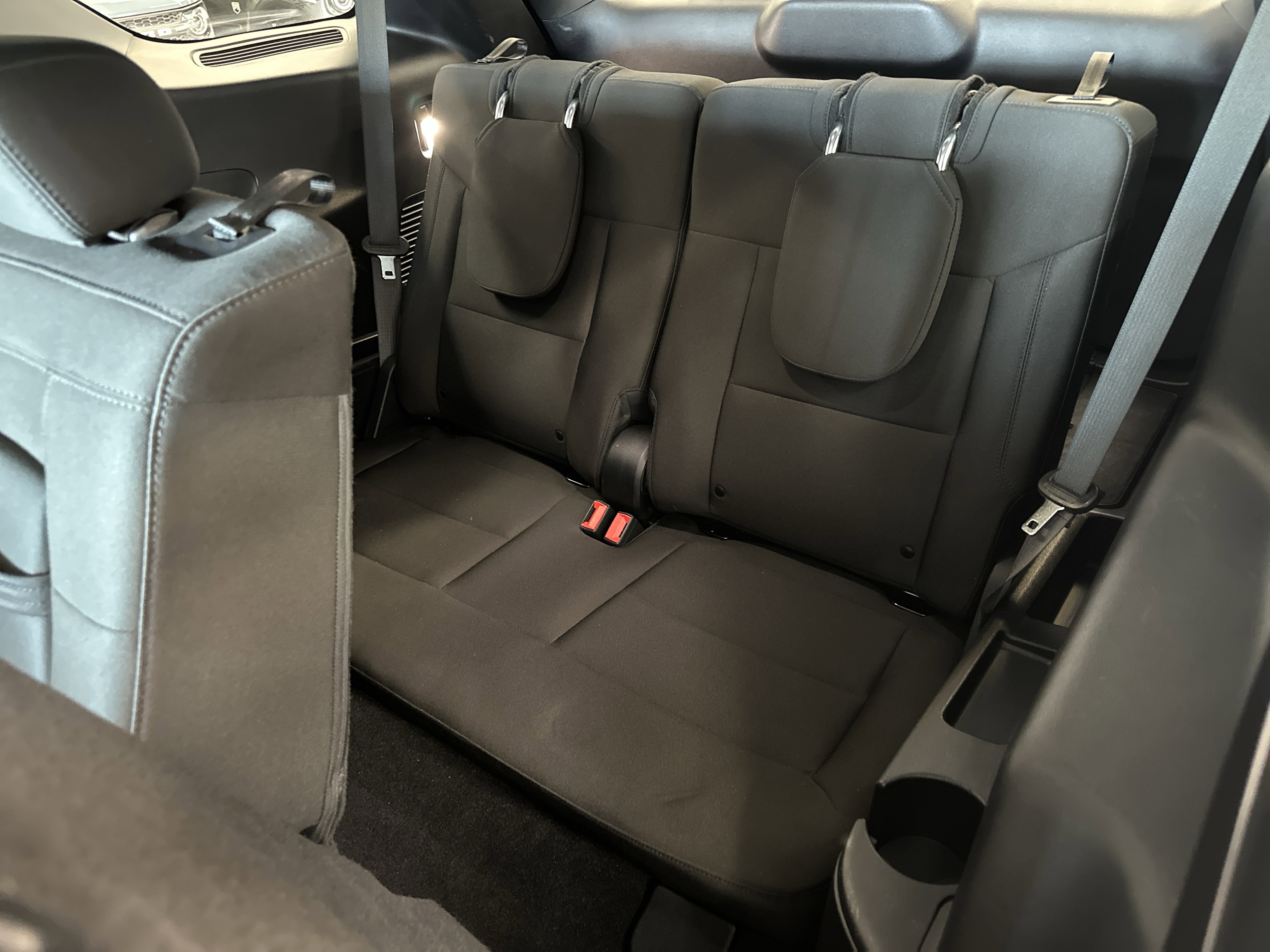 Used 2020 Ford Explorer XLT image 6