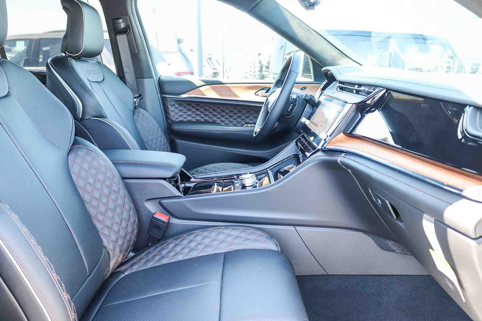 New 2026 Jeep Grand Cherokee Summit AWD/4WD image 19