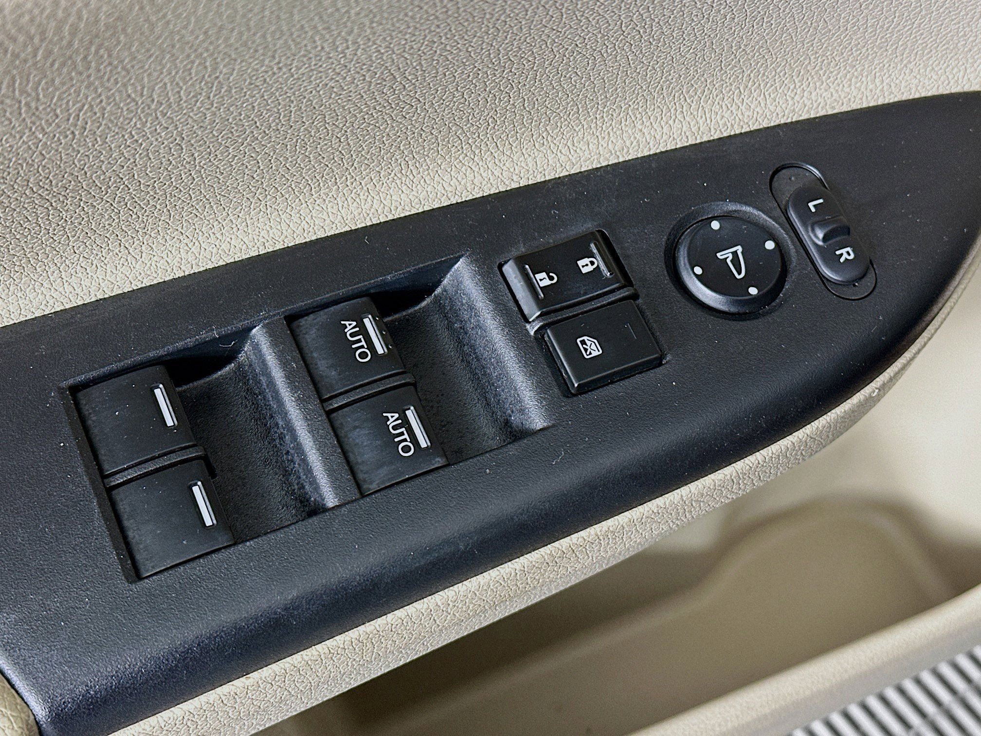 Used 2013 Honda Accord EX-L image 15