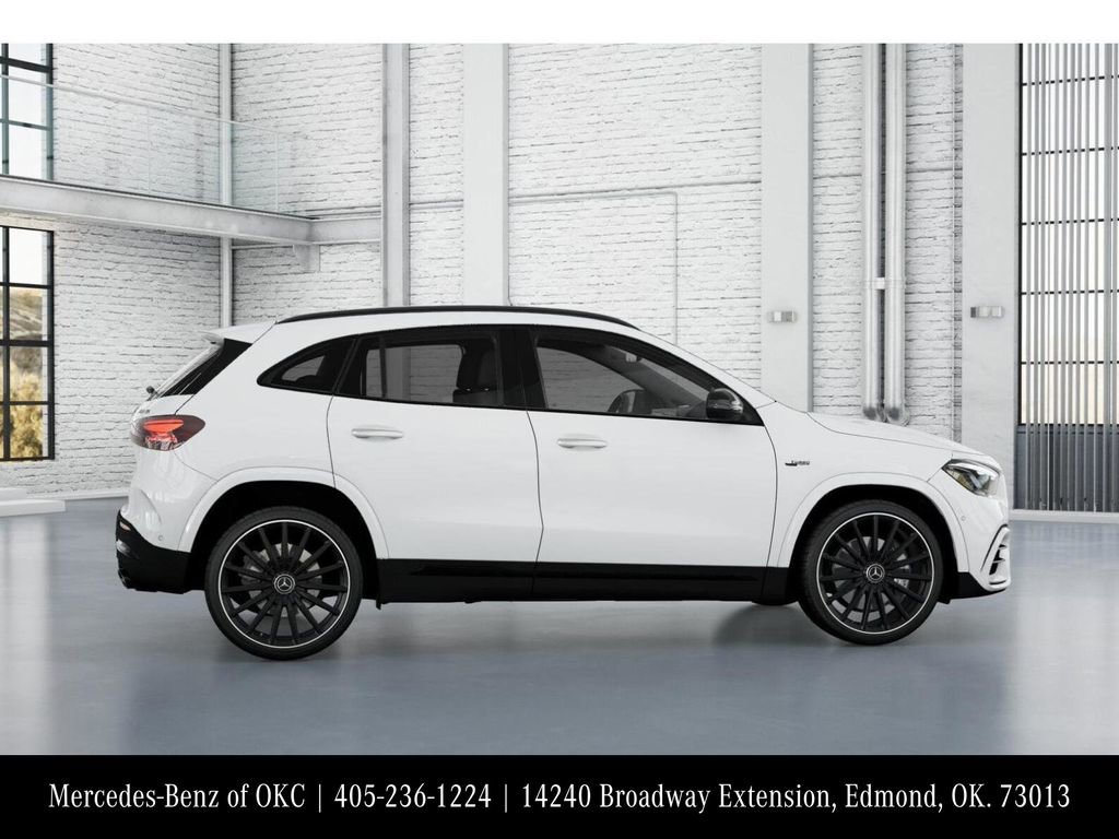 New 2026 Mercedes-Benz GLA 35 AMG 4MATIC image 17
