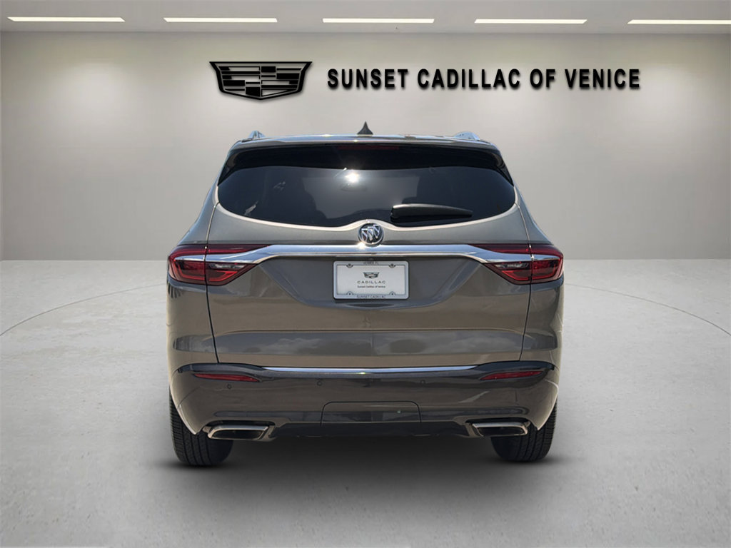 Used 2018 Buick Enclave Essence FWD image 4