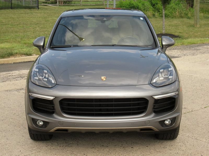 Used 2018 Porsche Cayenne S w/ Premium Package Plus AWD/4WD image 5