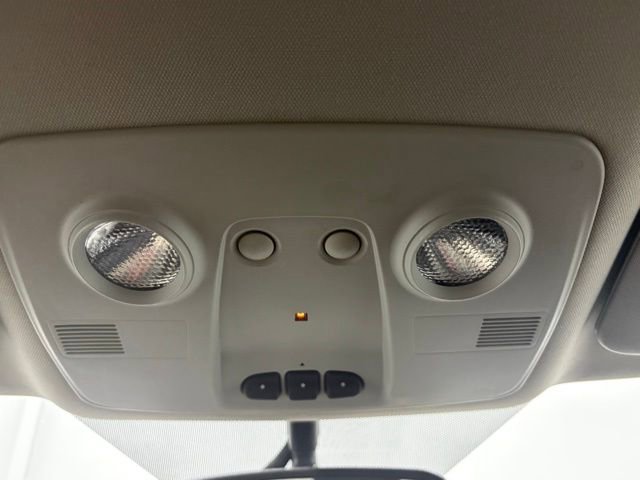 Used 2016 Chevrolet Traverse LT FWD image 28