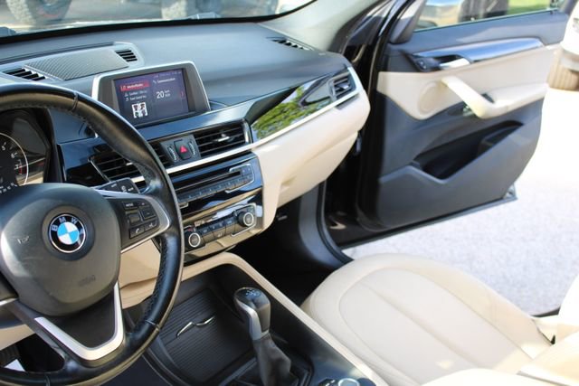 Used 2018 BMW X1 sDrive28i image 17