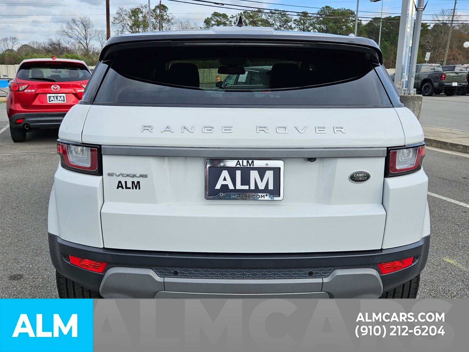 Used 2019 Land Rover Range Rover Evoque SE AWD/4WD image 13