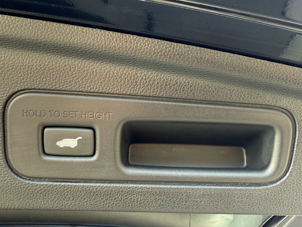 Used 2026 Acura MDX A-Spec image 32