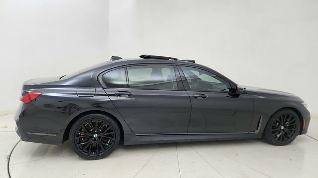 Used 2022 BMW 750i xDrive w/ Executive Package AWD/4WD image 6
