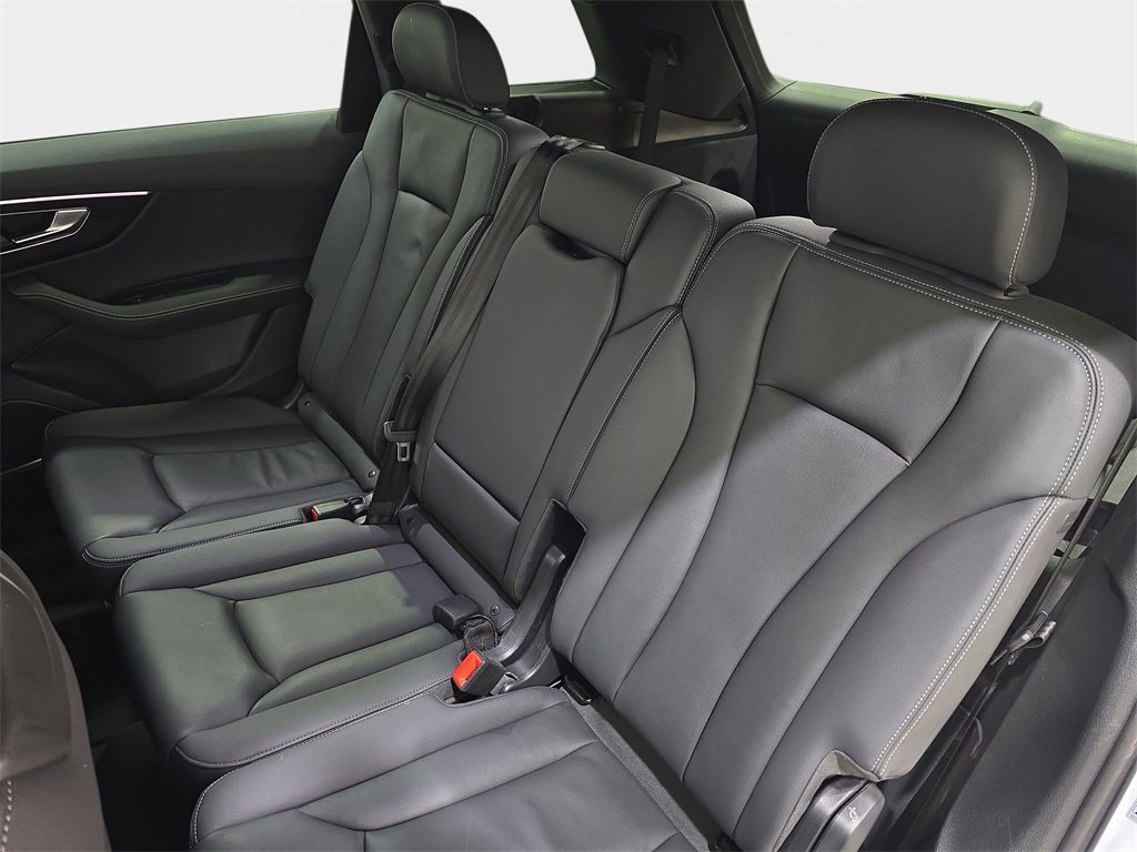 Certified 2025 Audi Q7 2.0T Premium Plus w/ Premium Plus Package image 15