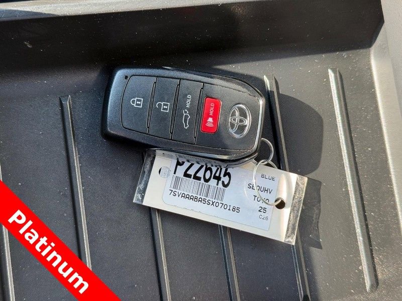 Used 2025 Toyota Sequoia Platinum image 32