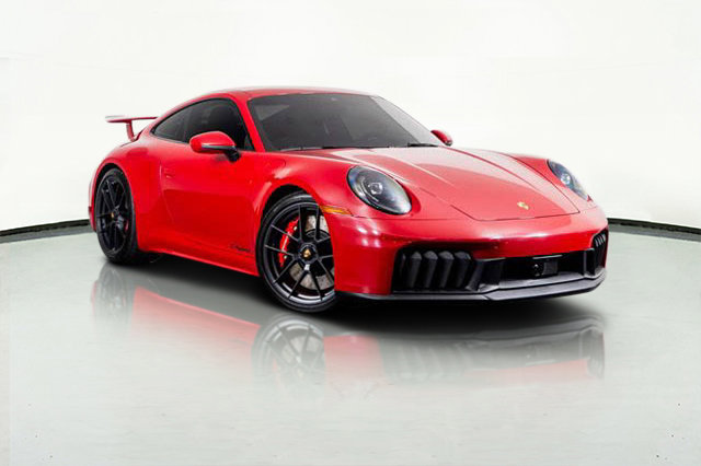 Used 2025 Porsche 911 Carrera 4 GTS image 4