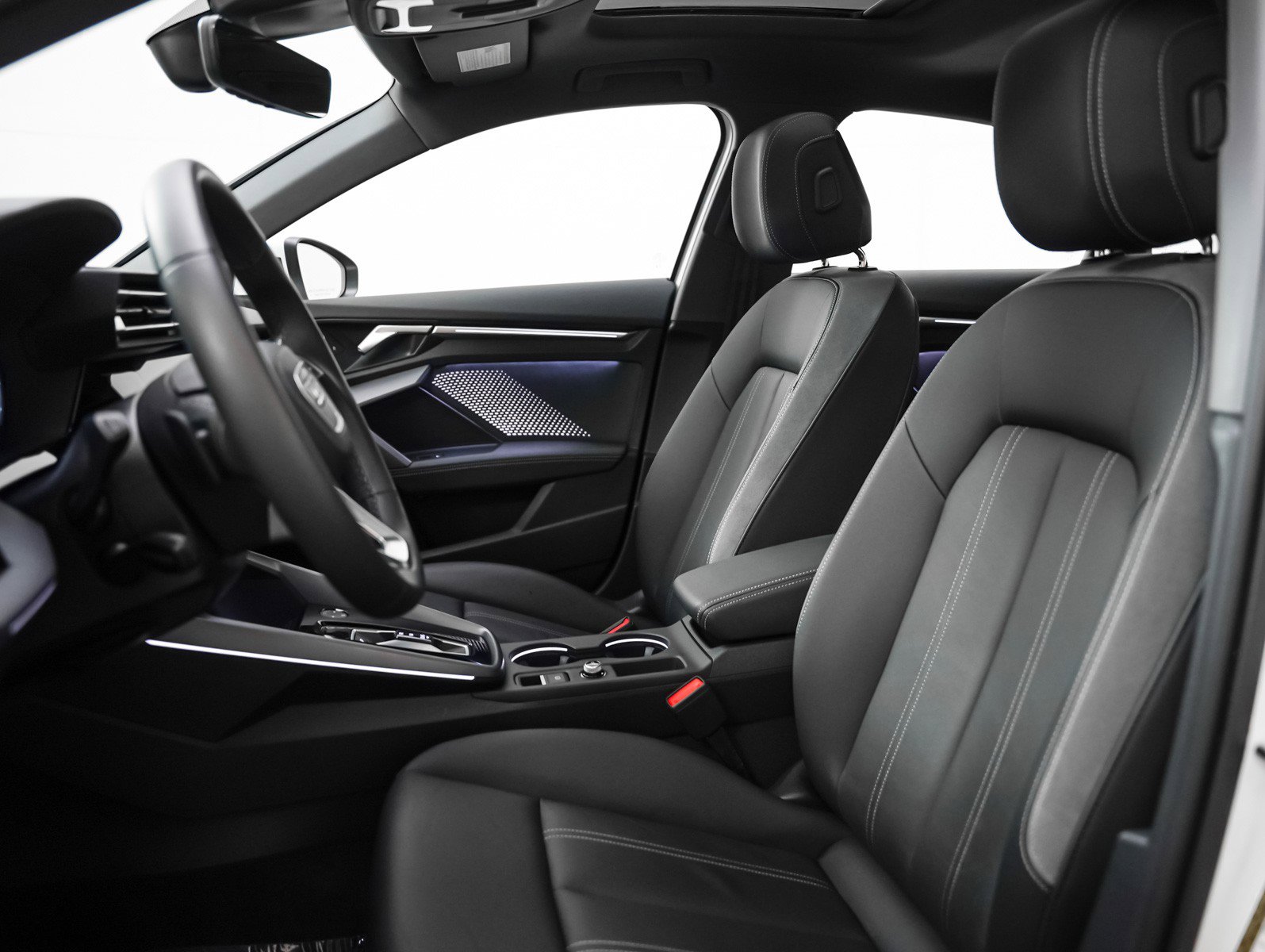 Used 2025 Audi A3 2.0T Premium Plus w/ Premium Plus Package image 8