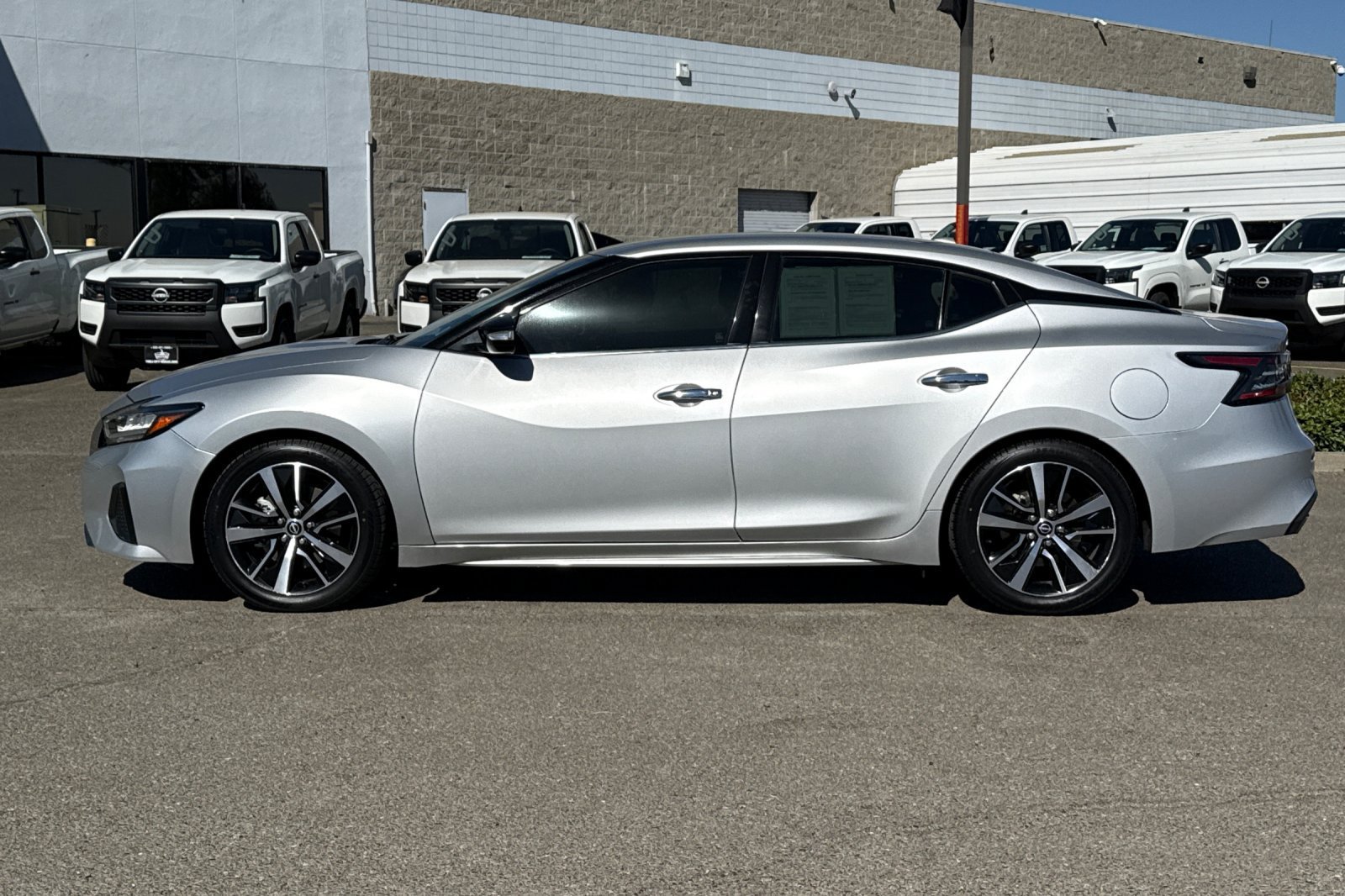 Certified 2023 Nissan Maxima SV w/ Floor Mat Group FWD image 9