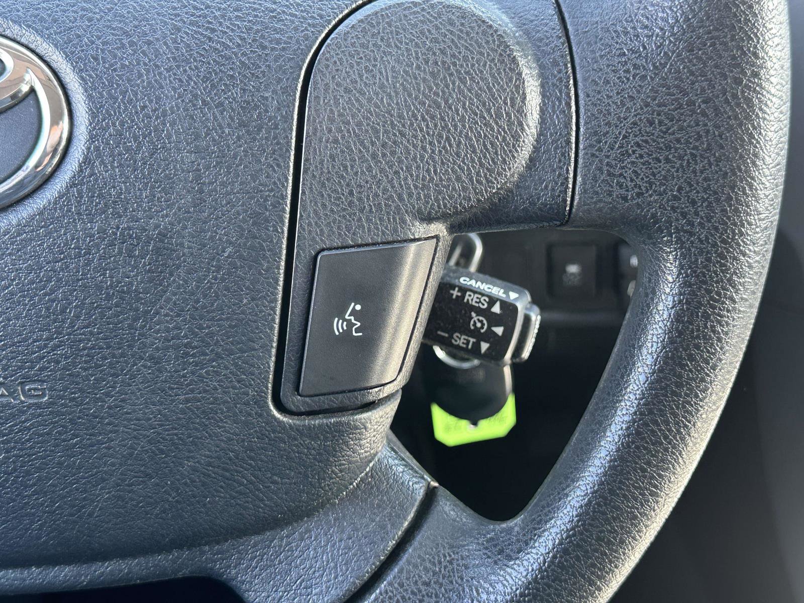 Used 2012 Toyota Tundra 4x4 Double Cab w/ TRD Off-Road Pkg image 26