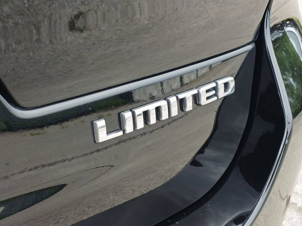 Used 2022 Jeep Grand Cherokee L Limited AWD/4WD image 30
