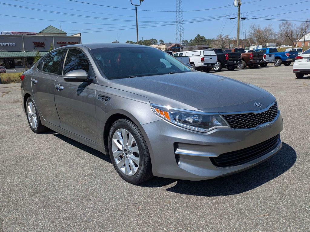 Used 2018 Kia Optima EX FWD image 2