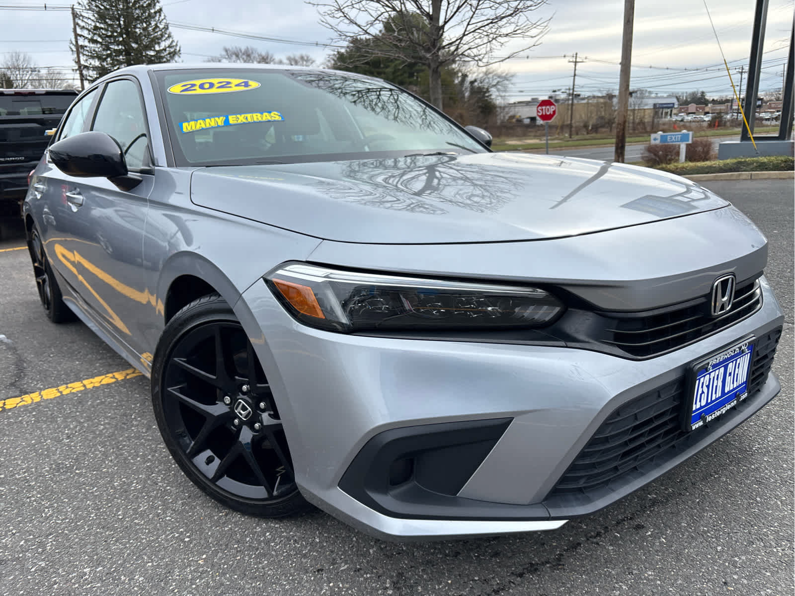 Used 2024 Honda Civic Sport image 2