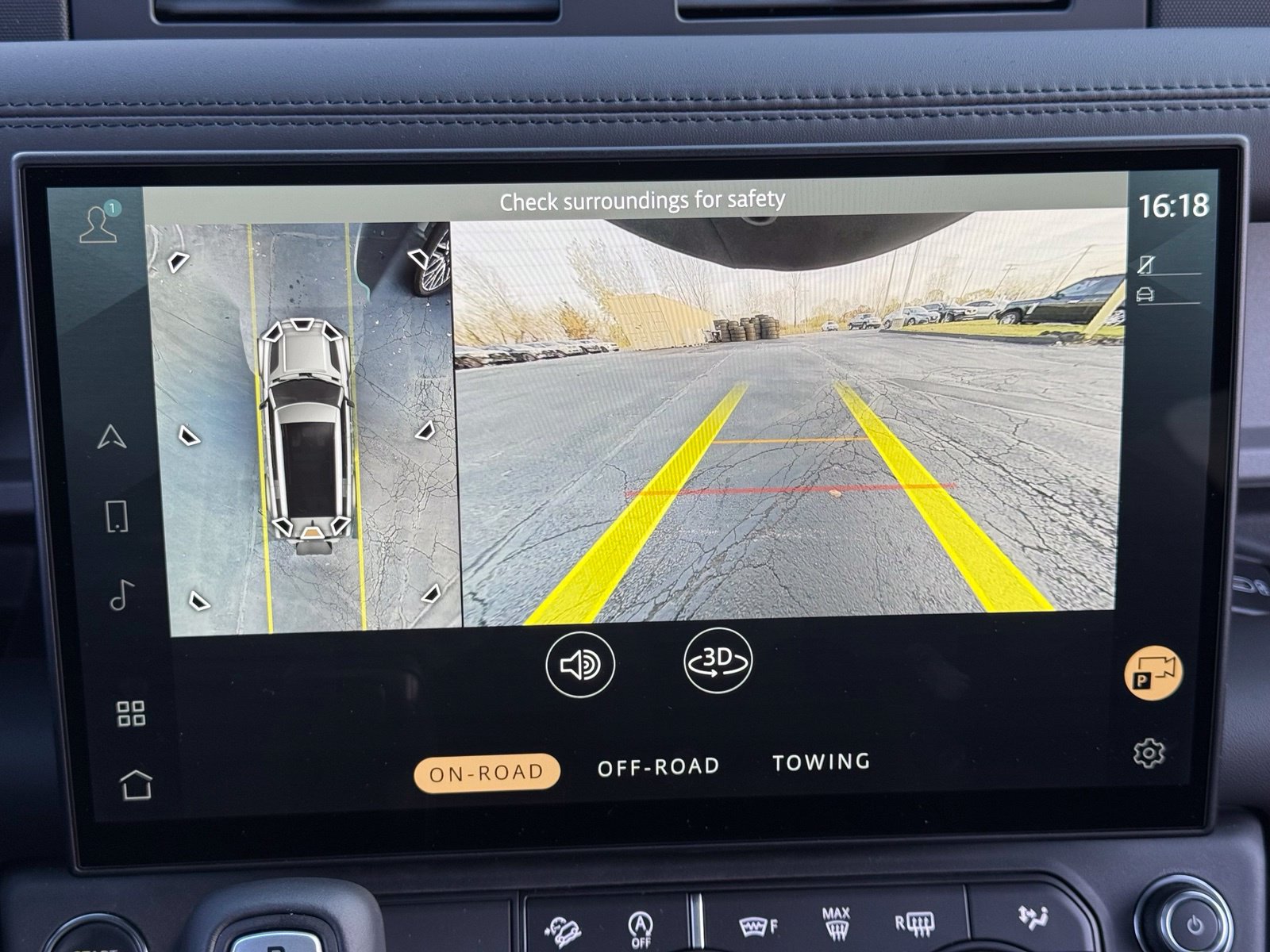 New 2026 Land Rover Defender 110 X-Dynamic SE AWD/4WD image 36