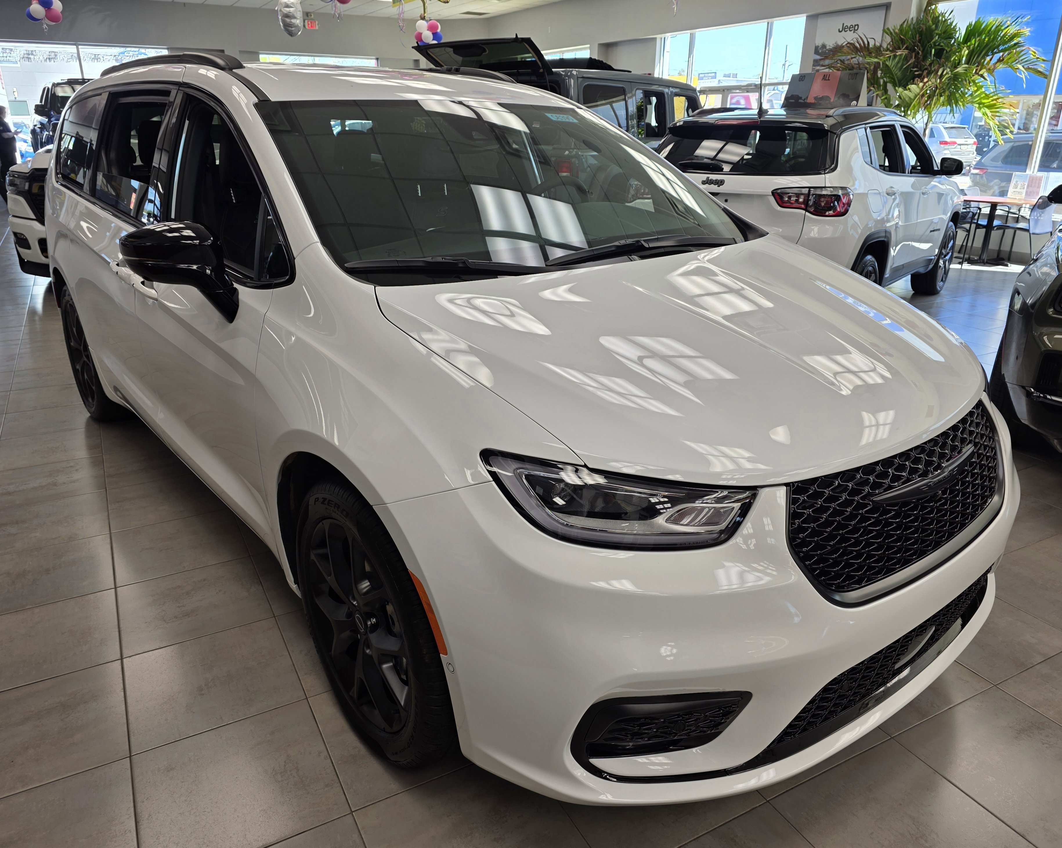 New 2026 Chrysler Pacifica Select